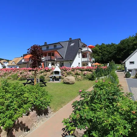 Kuestenwaldhaus Arielle Apartamento Koserow